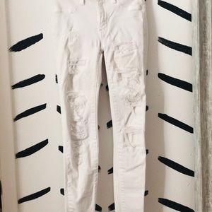 White American eagle jeans